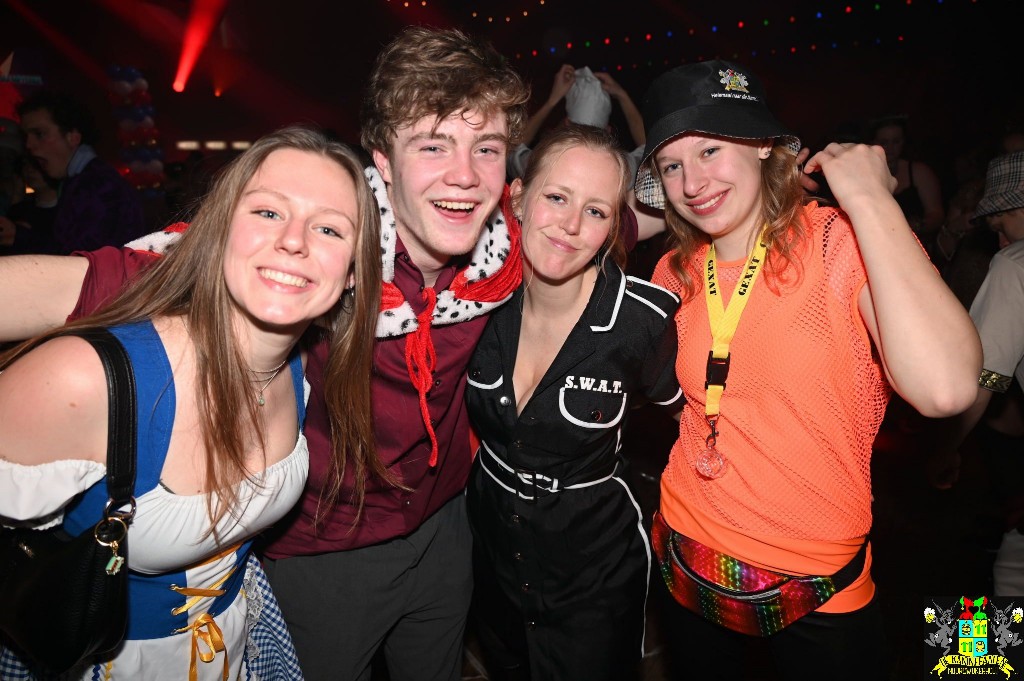 ../Images/Opwarmbal 2026 371.jpg